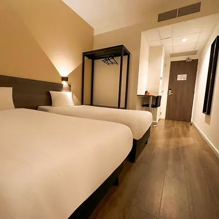 Hotelux Amsterdam Airport Hotel