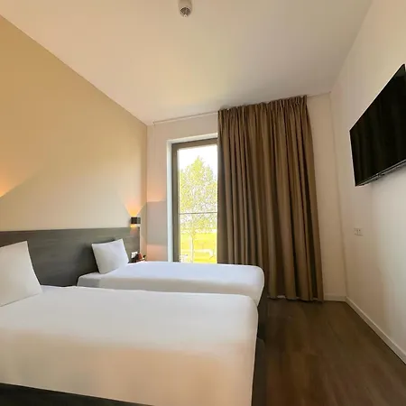 Hotel Hotelux Amsterdam Airport