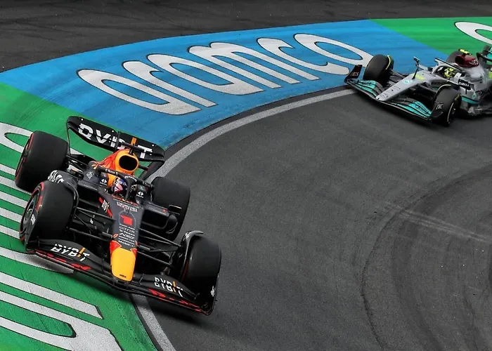 Hotelux Amsterdam Airport فندق هوفدوربْ