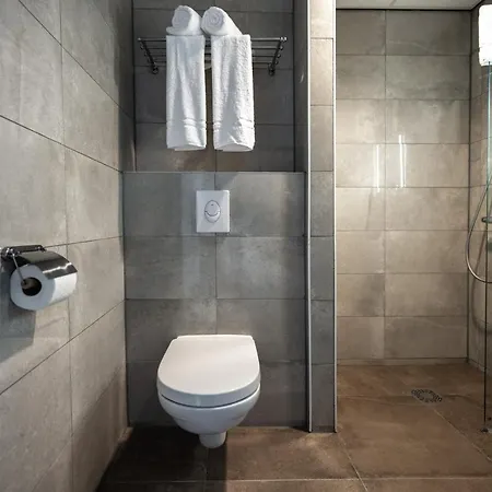 Hotelux Amsterdam Airport ホテル ﾎｰﾌﾄﾞﾛｰﾌﾟ