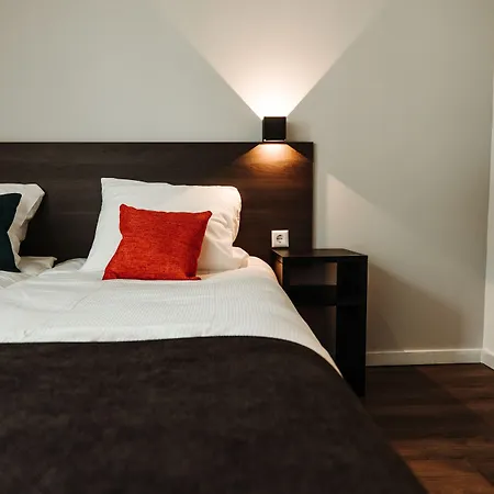 ホテル Hotelux Amsterdam Airport 3*