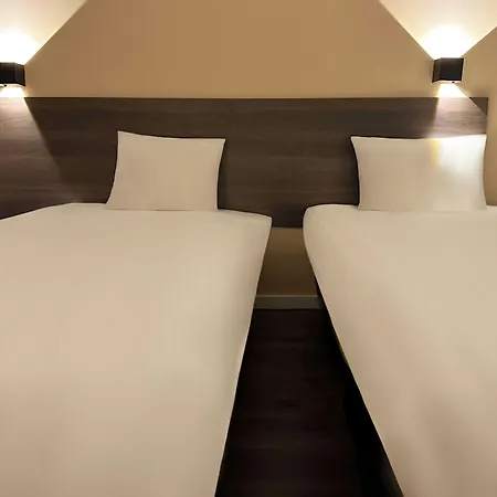 Hotelux Amsterdam Airport ホテル ﾎｰﾌﾄﾞﾛｰﾌﾟ